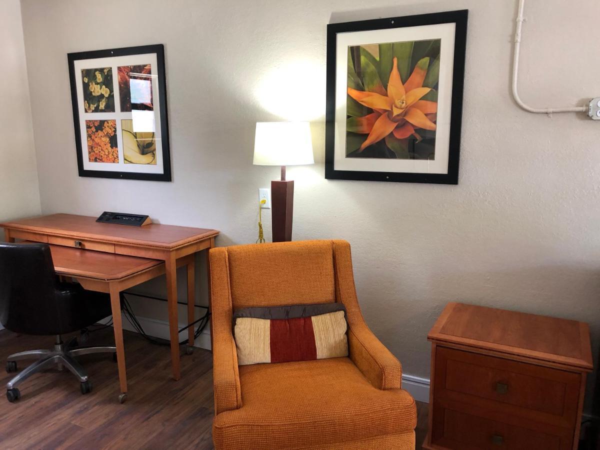 Ocala Cove Motel Bagian luar foto