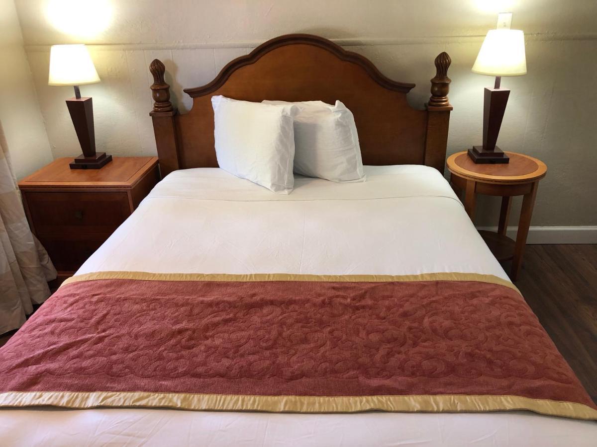 Ocala Cove Motel Bagian luar foto