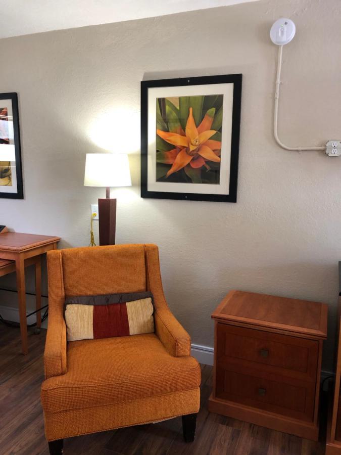 Ocala Cove Motel Bagian luar foto